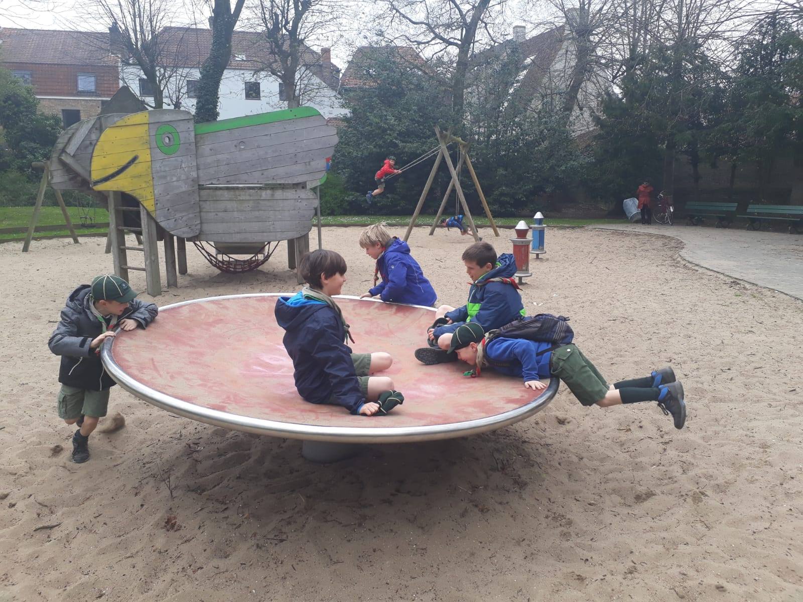 Sint-Martinus den XIIde - Paaswelpenweekend